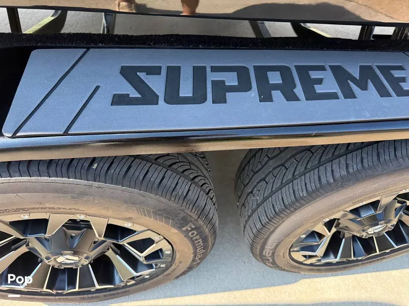 Slide: The Image of Supreme S220 2023 - 15816336