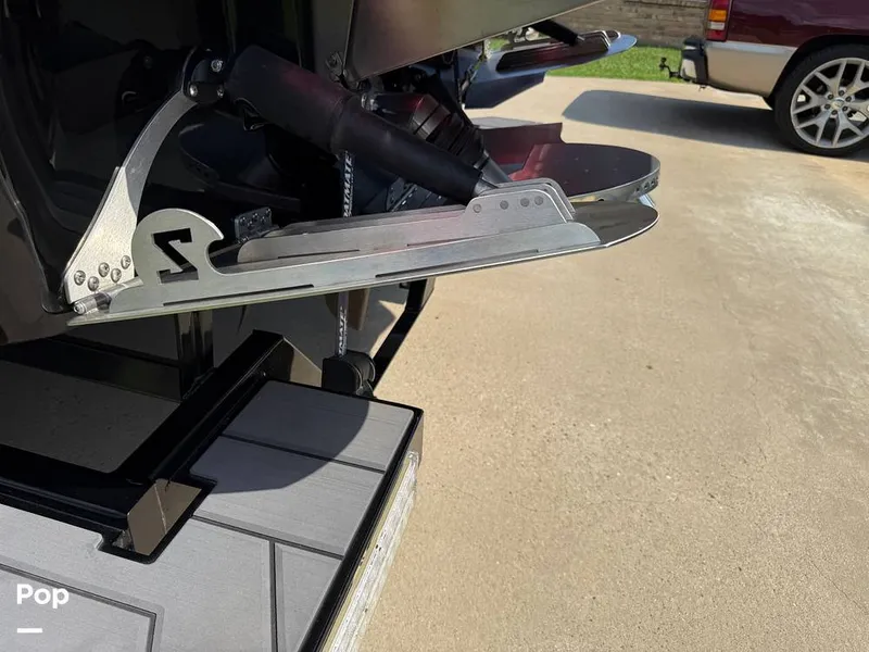 Slide: The Image of Supreme S220 2023 - 15816354