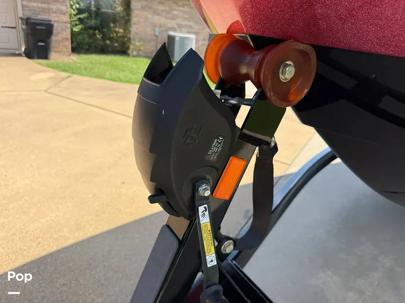 Slide: The Image of Supreme S220 2023 - 15816355