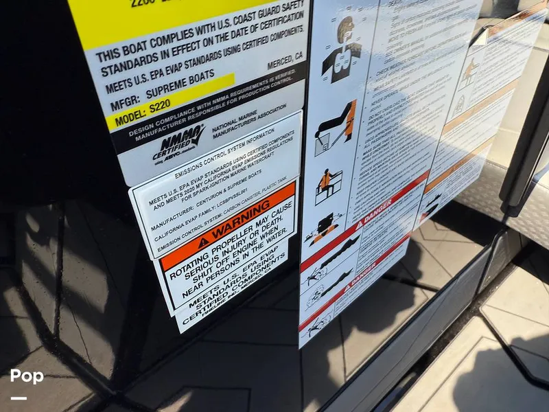 Slide: The Image of Supreme S220 2023 - 15816371