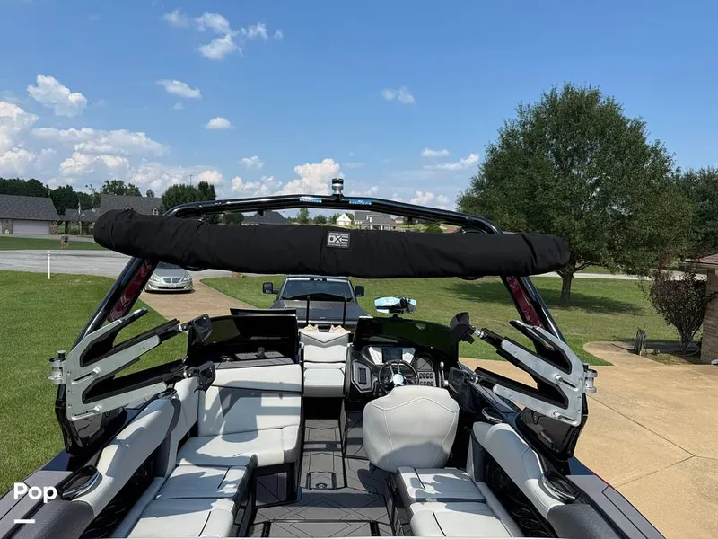 Slide: The Image of Supreme S220 2023 - 15816380