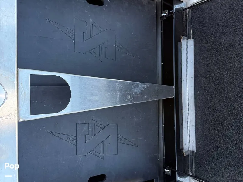 Slide: The Image of Supreme S220 2023 - 15816392