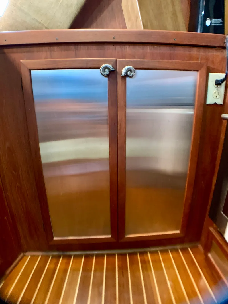 Slide: The Image of Harbor Master 520 Coastal 1988 - 15