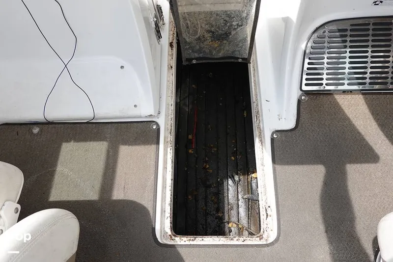 Slide: The Image of Cobalt 272 2008 - 16318220