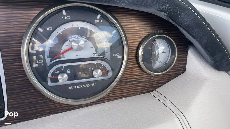 Slide: The Image of Four Winns H260 Horizon 2015 - 15881057