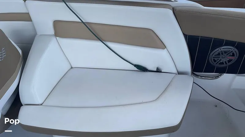 Slide: The Image of Four Winns H260 Horizon 2015 - 15881038