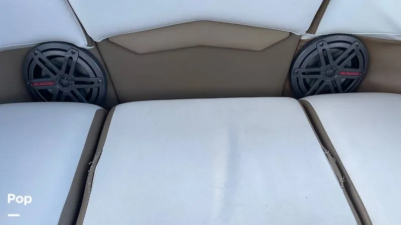 Slide: The Image of Four Winns H260 Horizon 2015 - 15881047