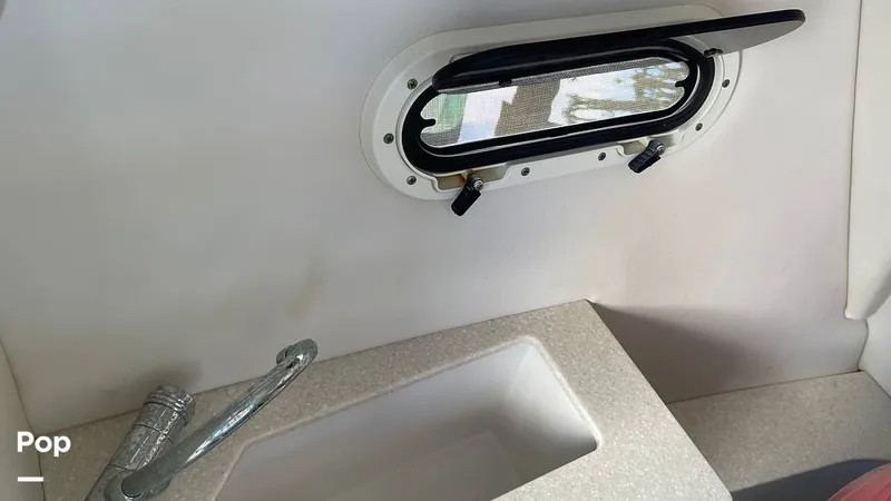 Slide: The Image of Four Winns H260 Horizon 2015 - 15881051