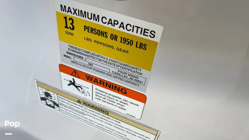 Slide: The Image of Four Winns H260 Horizon 2015 - 15881061