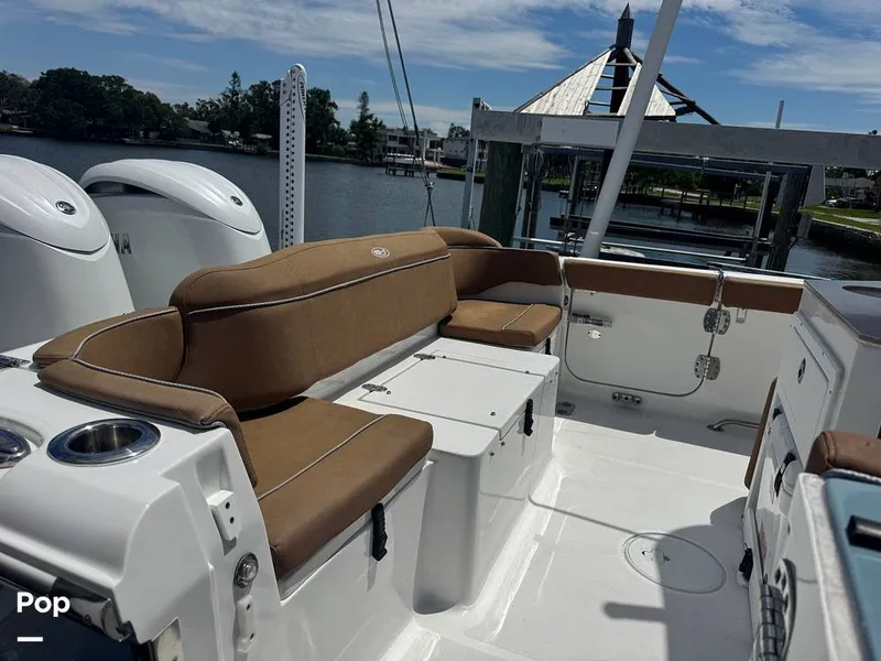 Slide: The Image of Sea Hunt Ultra 265 SE 2024 - 15808182