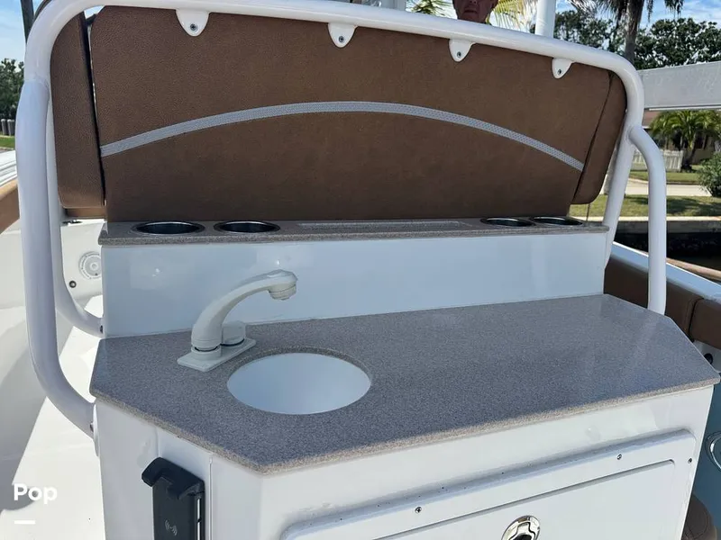 Slide: The Image of Sea Hunt Ultra 265 SE 2024 - 15808216