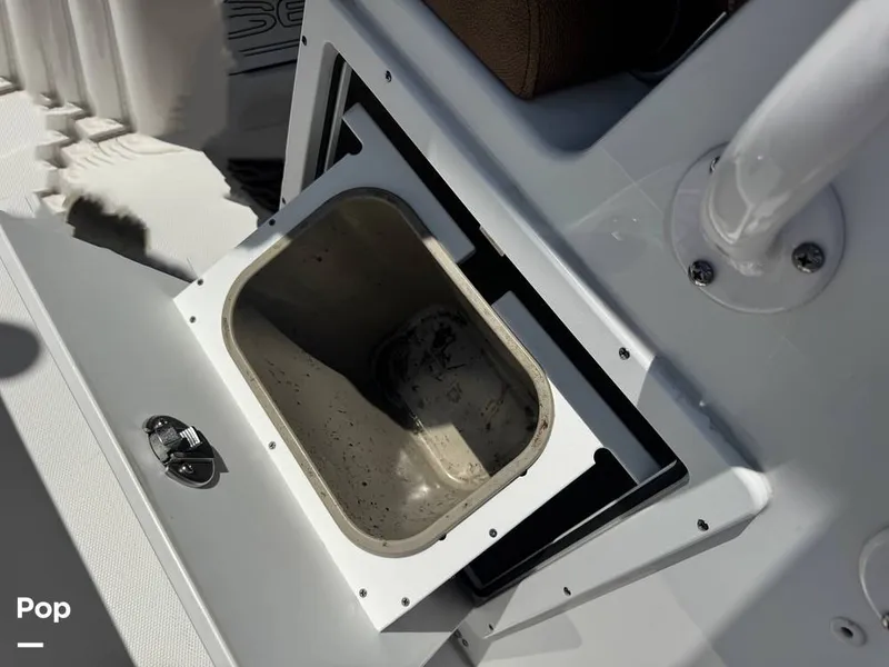 Slide: The Image of Sea Hunt Ultra 265 SE 2024 - 15808234