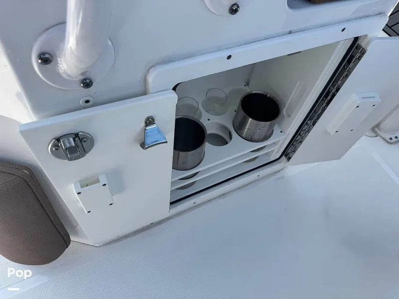 Slide: The Image of Sea Hunt Ultra 265 SE 2024 - 15808229