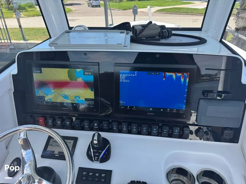 Slide: The Image of Sea Hunt Ultra 265 SE 2024 - 15808241