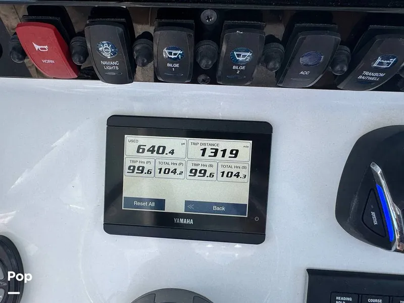 Slide: The Image of Sea Hunt Ultra 265 SE 2024 - 15808239