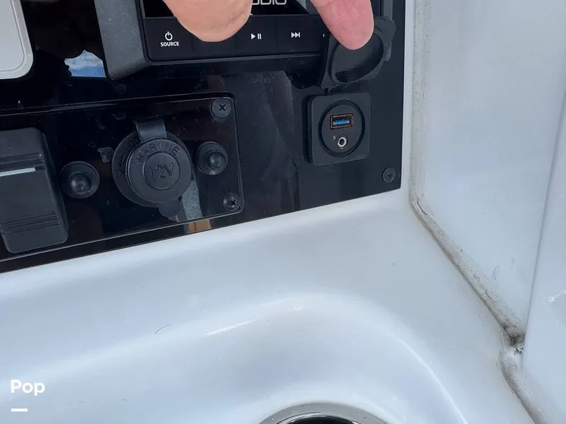 Slide: The Image of Sea Hunt Ultra 265 SE 2024 - 15808196