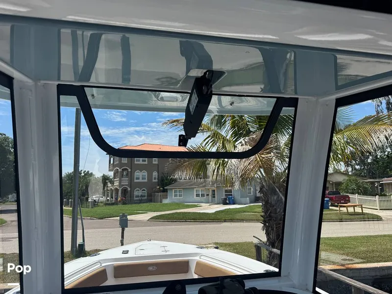 Slide: The Image of Sea Hunt Ultra 265 SE 2024 - 15808186