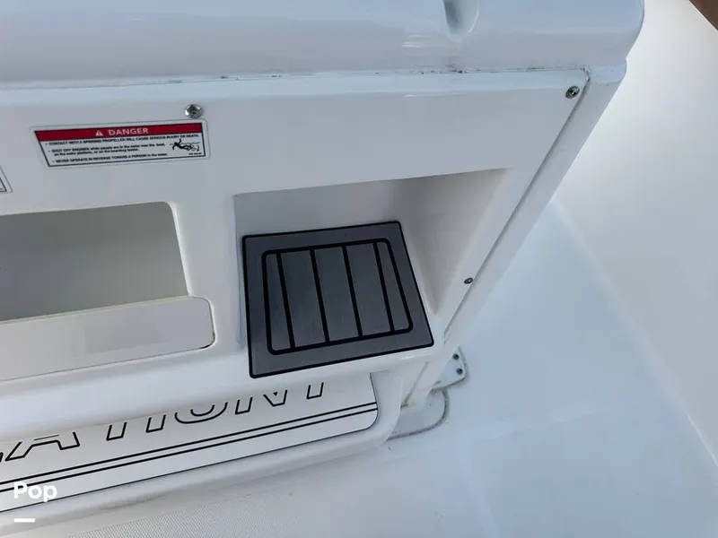 Slide: The Image of Sea Hunt Ultra 265 SE 2024 - 15808200