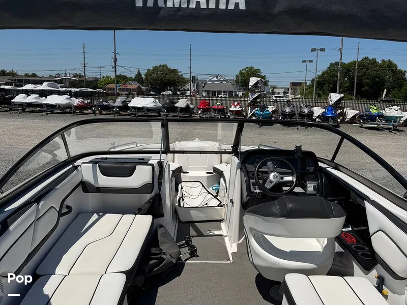 Slide: The Image of Yamaha 210 SX 2018 - 16533336
