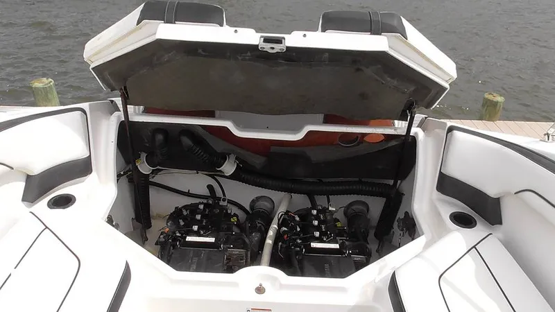 Slide: The Image of Yamaha 210 SX 2018 - 15802446