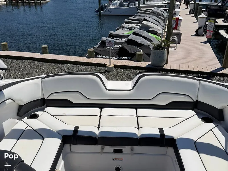 Slide: The Image of Yamaha 210 SX 2018 - 16533339
