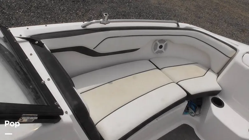 Slide: The Image of Yamaha 210 SX 2018 - 15802420