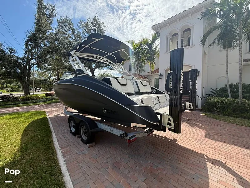 Slide: The Image of Yamaha 252se 2024 - 16004513