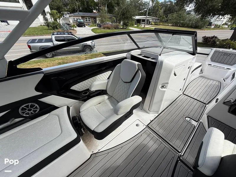 Slide: The Image of Yamaha 252se 2024 - 16004501