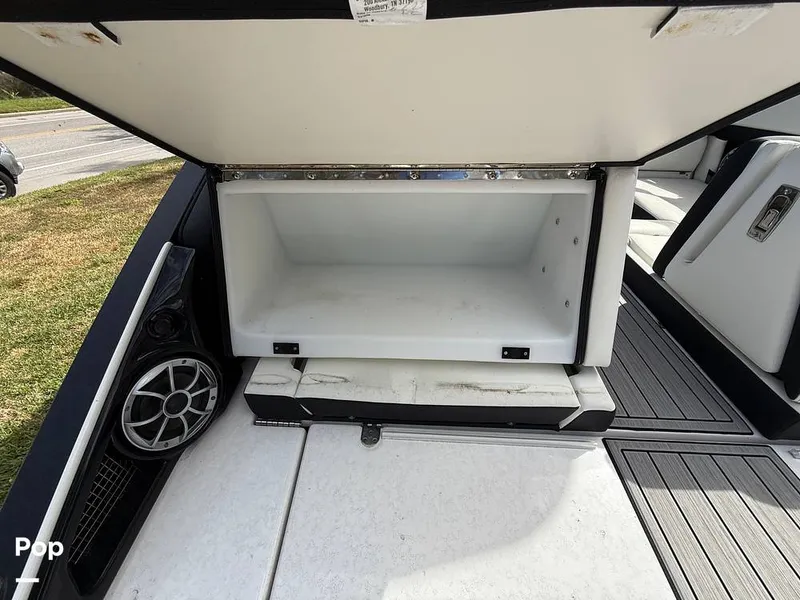 Slide: The Image of Yamaha 252se 2024 - 16004558