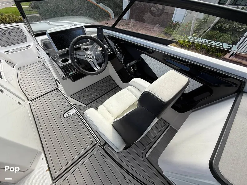 Slide: The Image of Yamaha 252se 2024 - 16004572