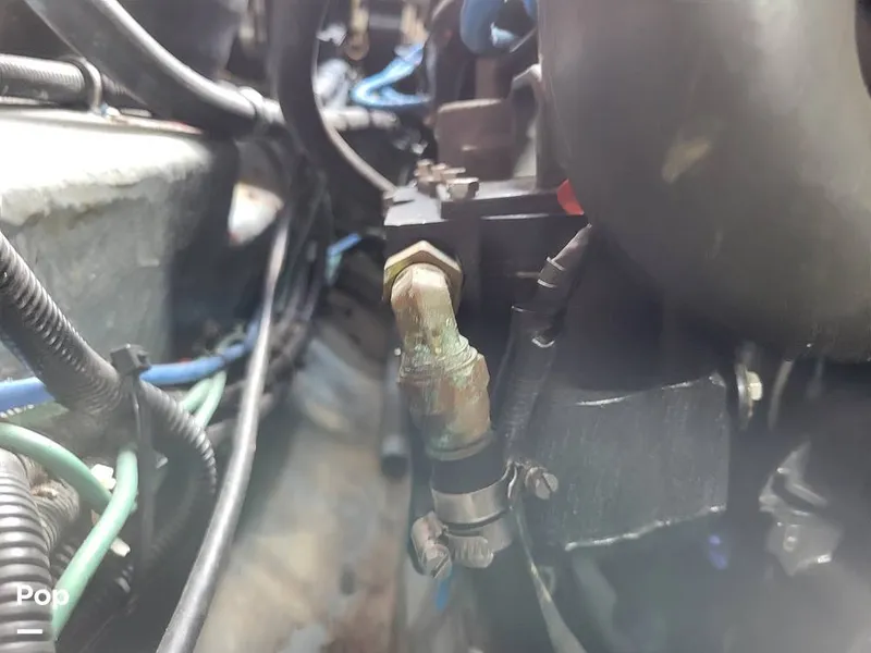 Slide: The Image of Sea Ray 330 Express Cruiser 2000 - 15786136