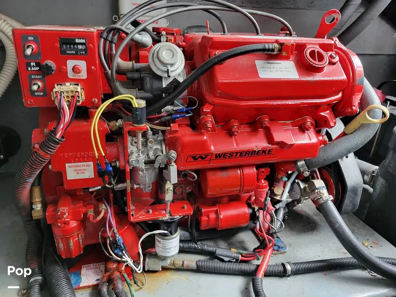 Slide: The Image of Sea Ray 330 Express Cruiser 2000 - 15786138