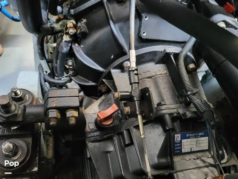 Slide: The Image of Sea Ray 330 Express Cruiser 2000 - 15786150