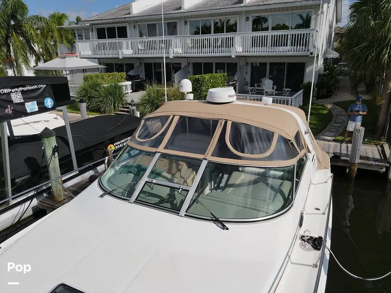 Slide: The Image of Sea Ray 330 Express Cruiser 2000 - 15787728