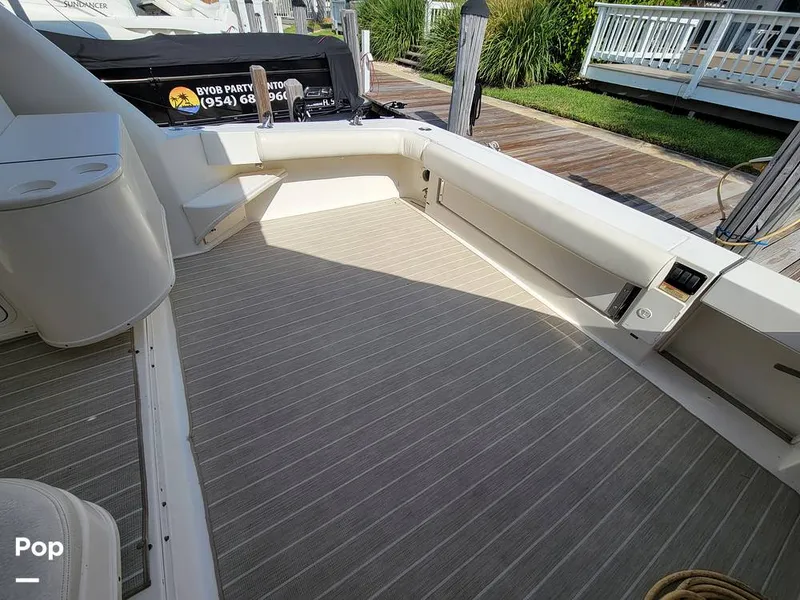 Slide: The Image of Sea Ray 330 Express Cruiser 2000 - 15785861