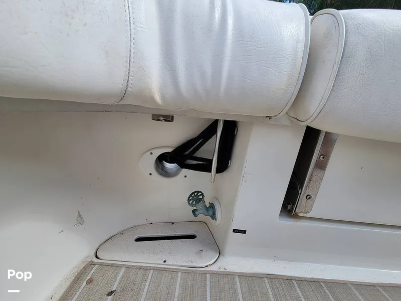 Slide: The Image of Sea Ray 330 Express Cruiser 2000 - 15785866