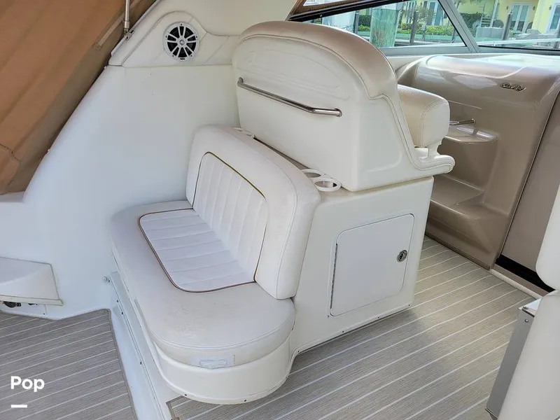 Slide: The Image of Sea Ray 330 Express Cruiser 2000 - 15785871