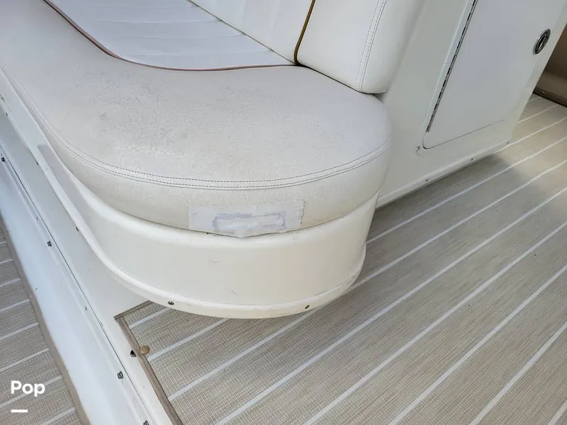 Slide: The Image of Sea Ray 330 Express Cruiser 2000 - 15785872