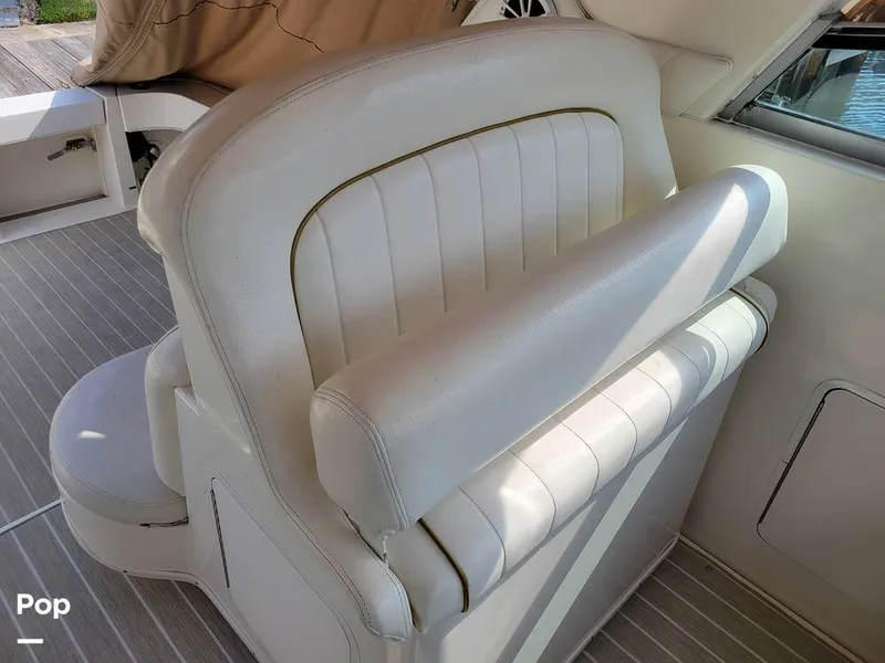 Slide: The Image of Sea Ray 330 Express Cruiser 2000 - 15785881