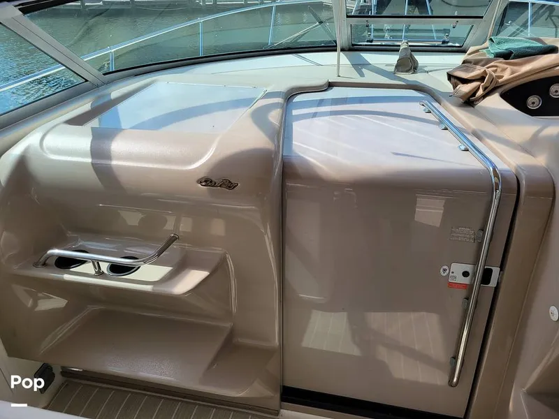 Slide: The Image of Sea Ray 330 Express Cruiser 2000 - 15785885