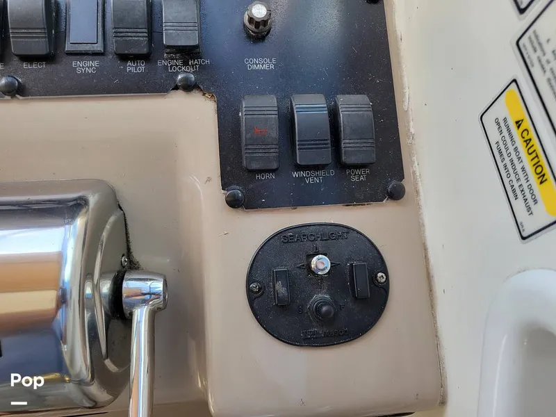 Slide: The Image of Sea Ray 330 Express Cruiser 2000 - 15785889