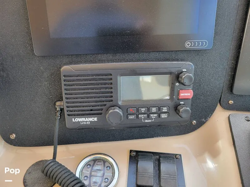 Slide: The Image of Sea Ray 330 Express Cruiser 2000 - 15785893