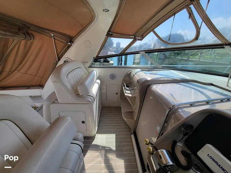 Slide: The Image of Sea Ray 330 Express Cruiser 2000 - 15785908