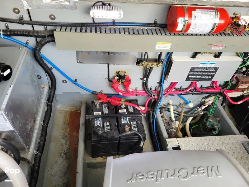 Slide: The Image of Sea Ray 330 Express Cruiser 2000 - 15786113