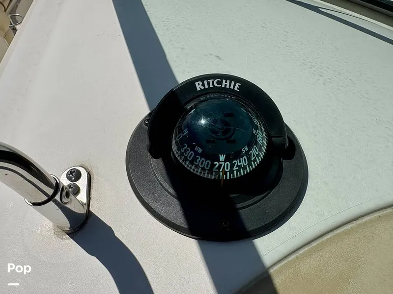 Slide: The Image of Sea Ray 270 Sundeck 2002 - 16609027