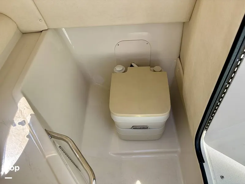 Slide: The Image of Sea Ray 270 Sundeck 2002 - 16609023