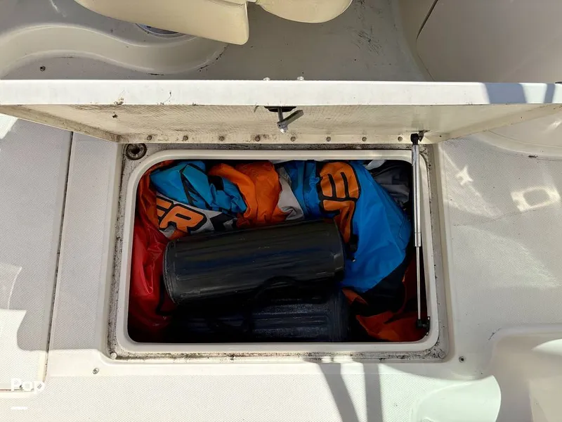 Slide: The Image of Sea Ray 270 Sundeck 2002 - 16609033