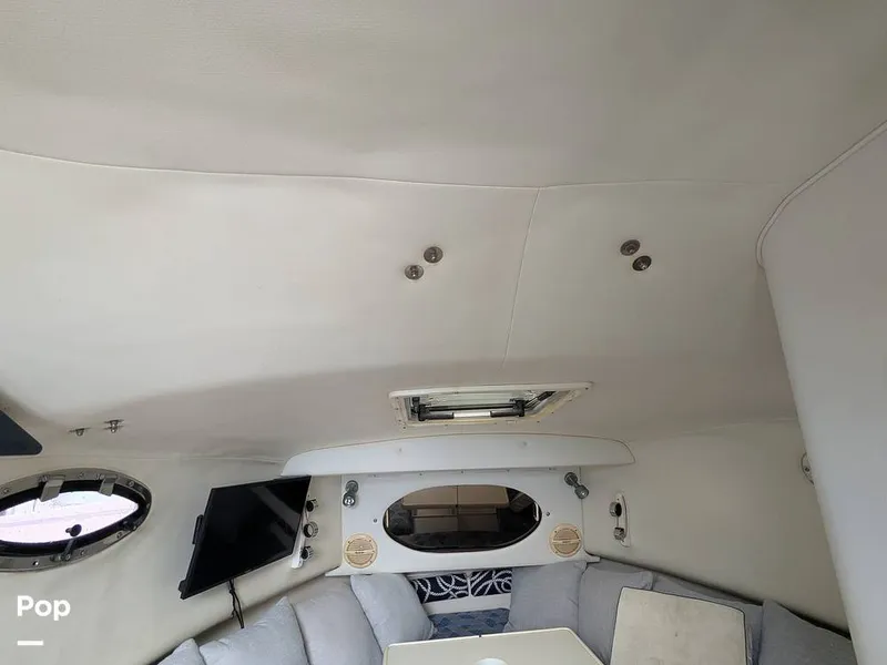 Slide: The Image of Ceiling In Salon - 15789156