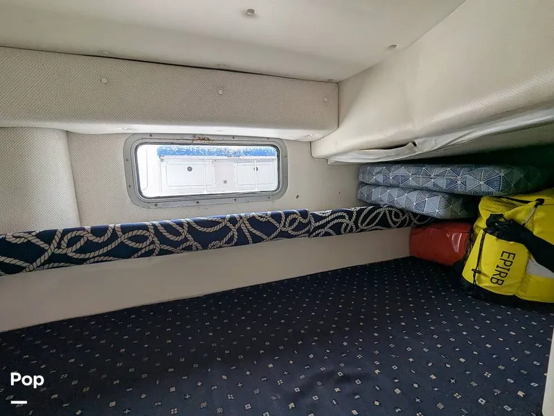 Slide: The Image of Window In Aft Berth - 15789167