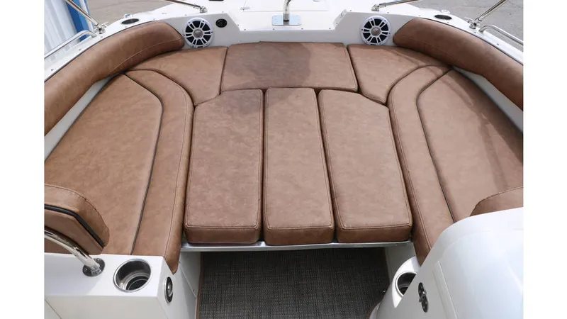 Slide: The Image of Stingray 212 SC 2020 - 19